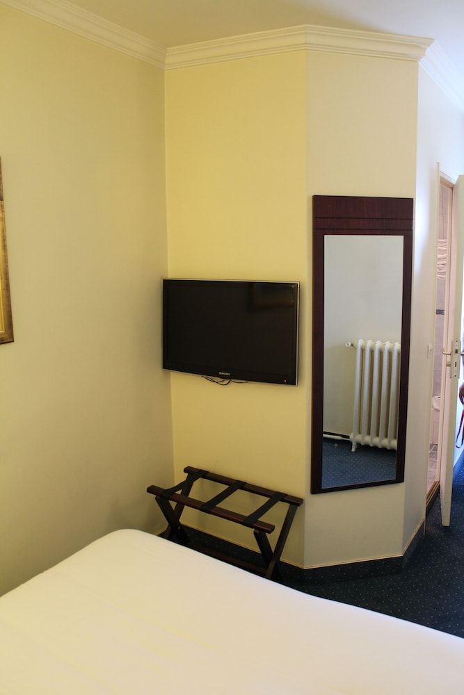 Standard Double Room, 1 Double Bed photo 2