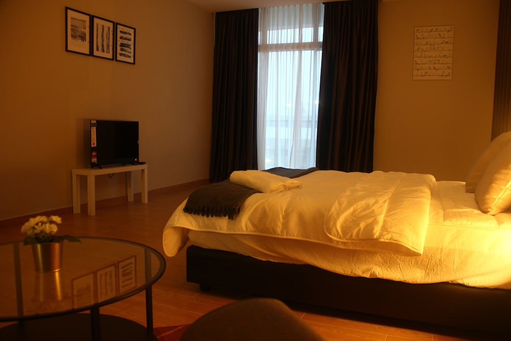 Deluxe Room, 1 Queen Bed