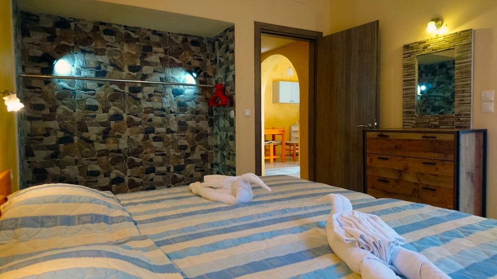 Family Apartment, 1 Bedroom photo 2