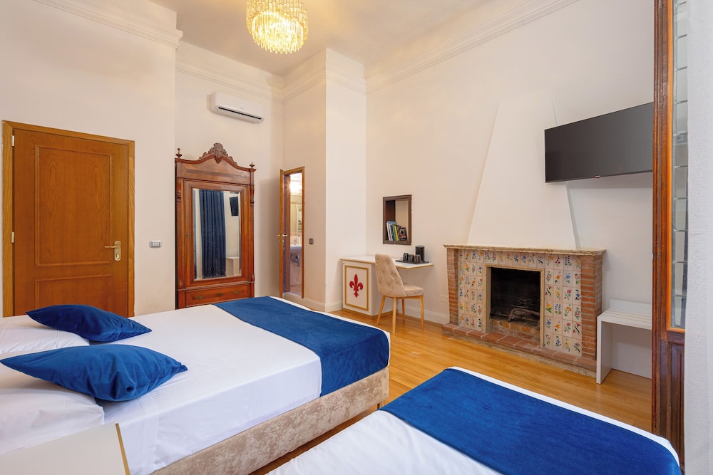 Comfort Triple Room