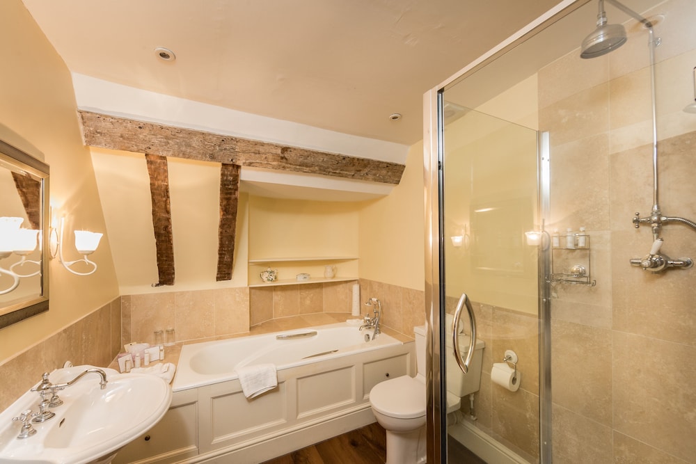 Standard Double Room - Photo 3