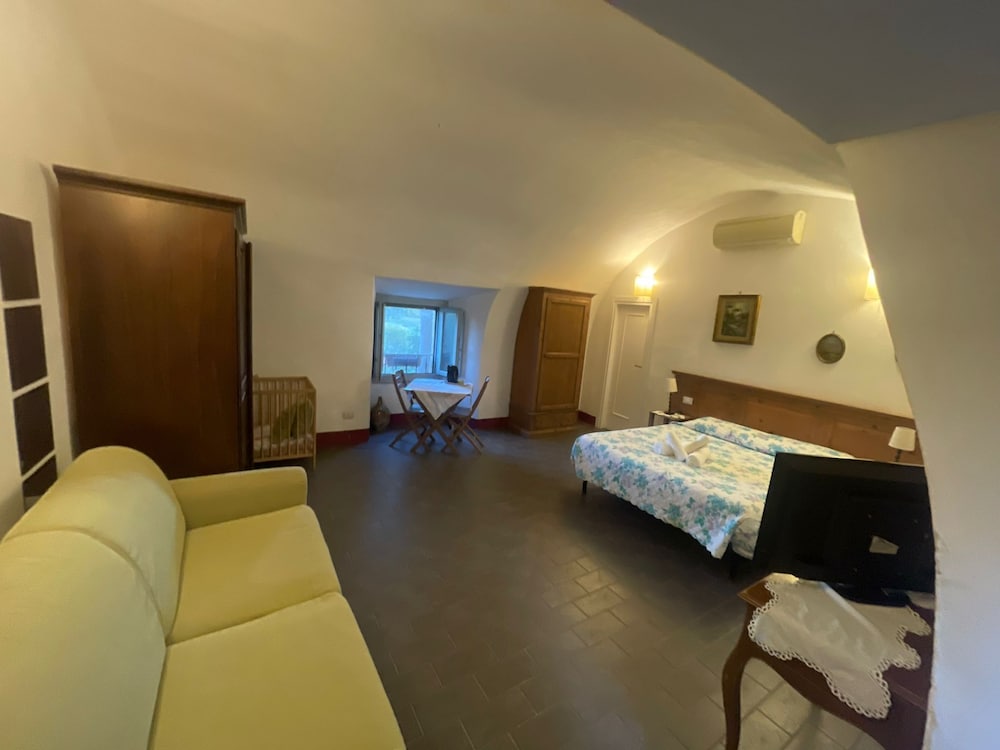 Standard Double Room photo 1