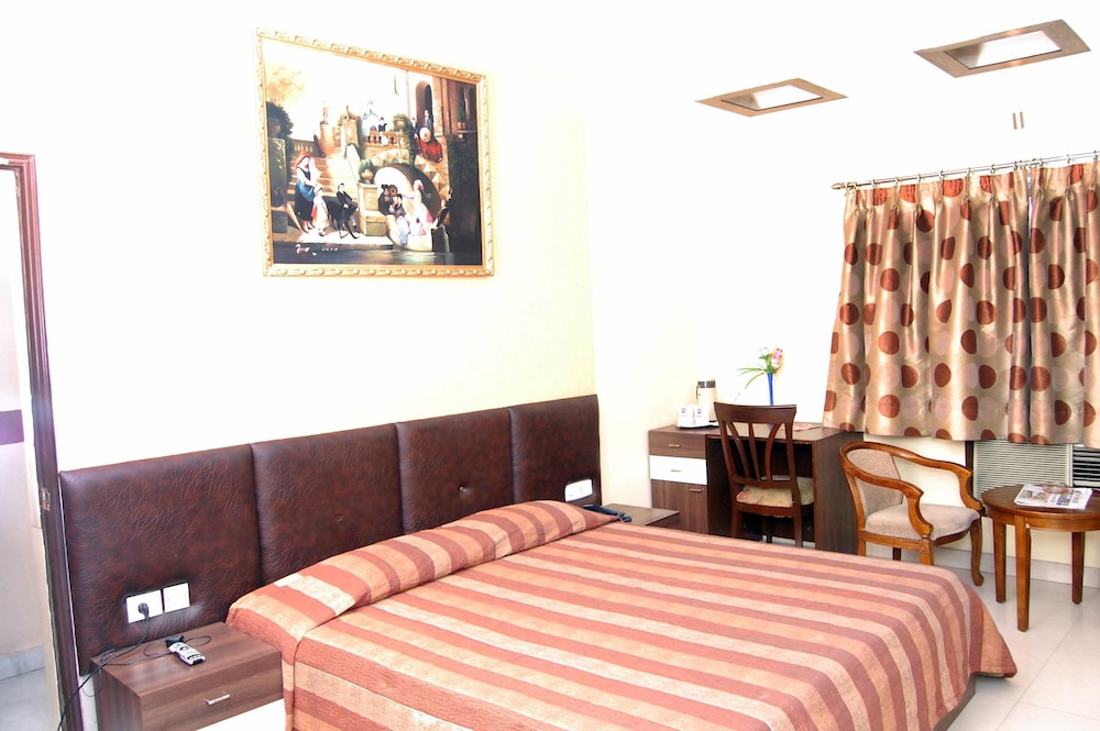 Executive Room, 1 Double Bed - Photo 2