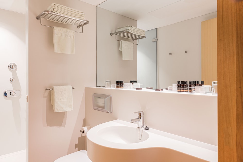 Family Suite - Photo 17