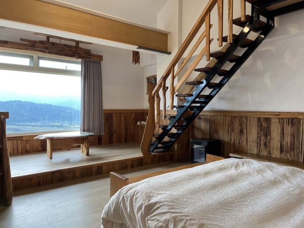 Panoramic Loft