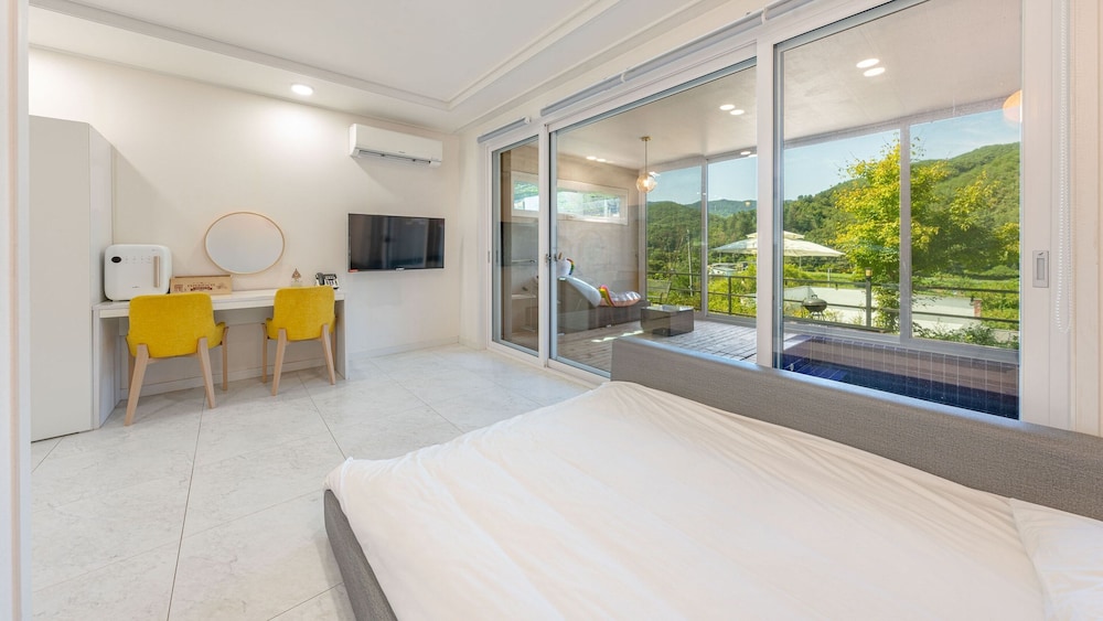 Basic Room, 1 Bedroom (poolvilla(random1)) - Photo 6