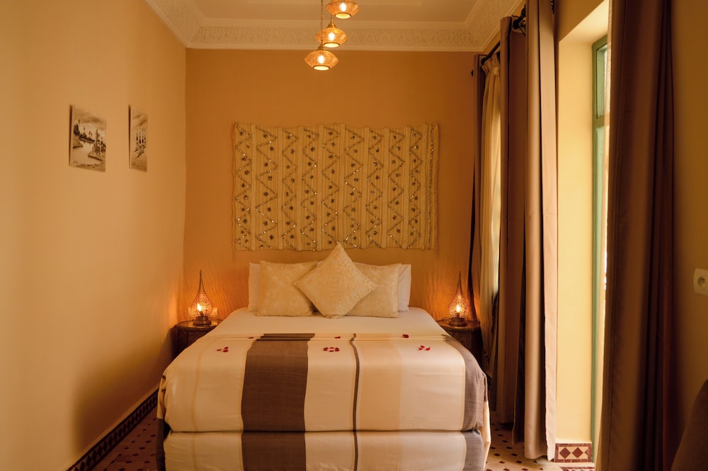 Superior Double Room, 1 Double Bed, Non Smoking, Pool View