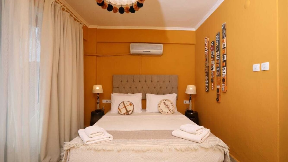 Deluxe Balcony Room