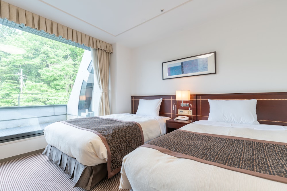 [Non-Smoking] Western Style Standard Twin Room (25 sqm) - Photo 1
