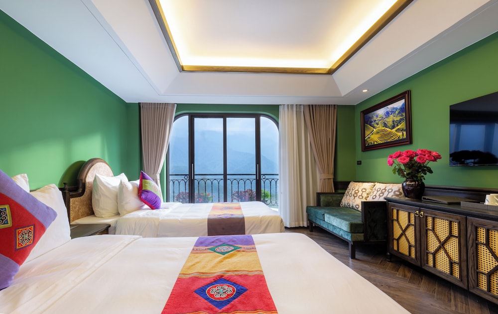 Deluxe Triple Room, Mountain View - Photo 5