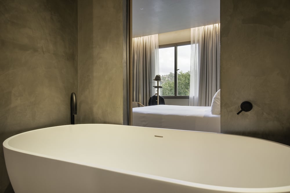 Premium Double Room Single Use