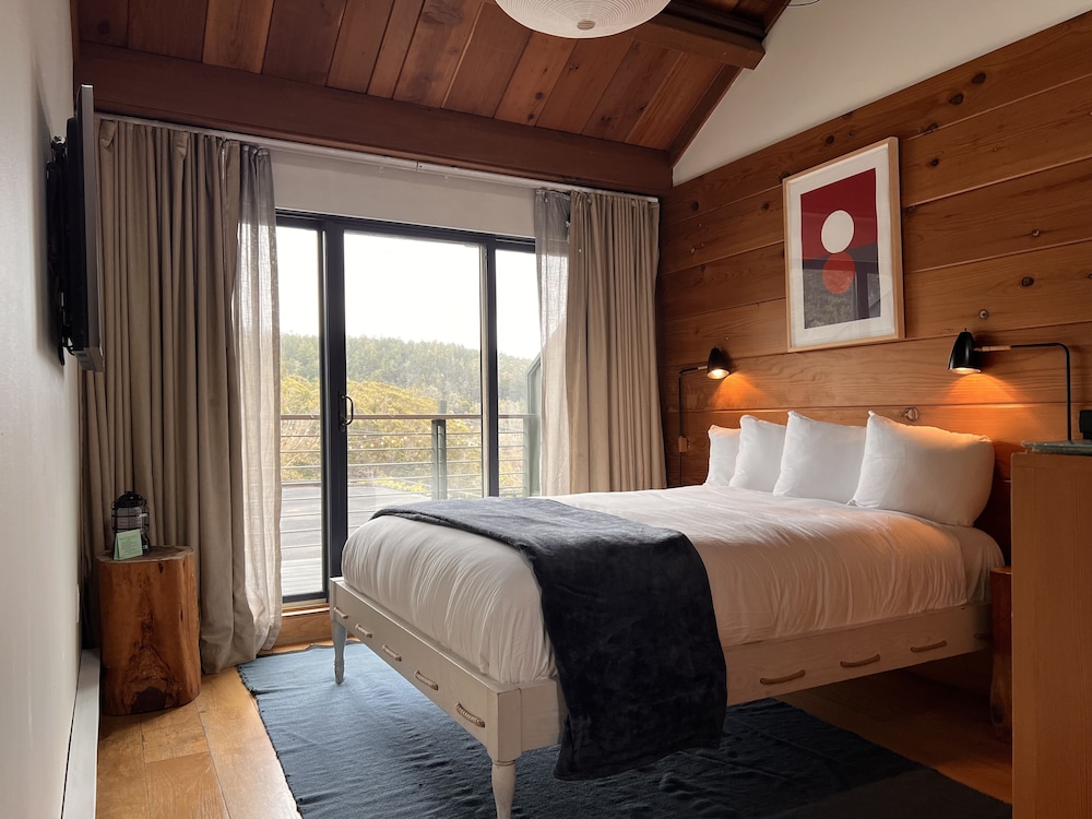 Room (Timber Cove) - Photo 1