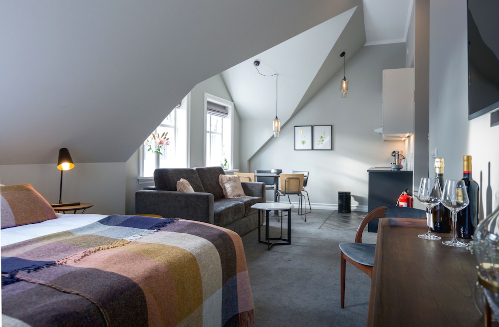 Junior Suite - Photo 1