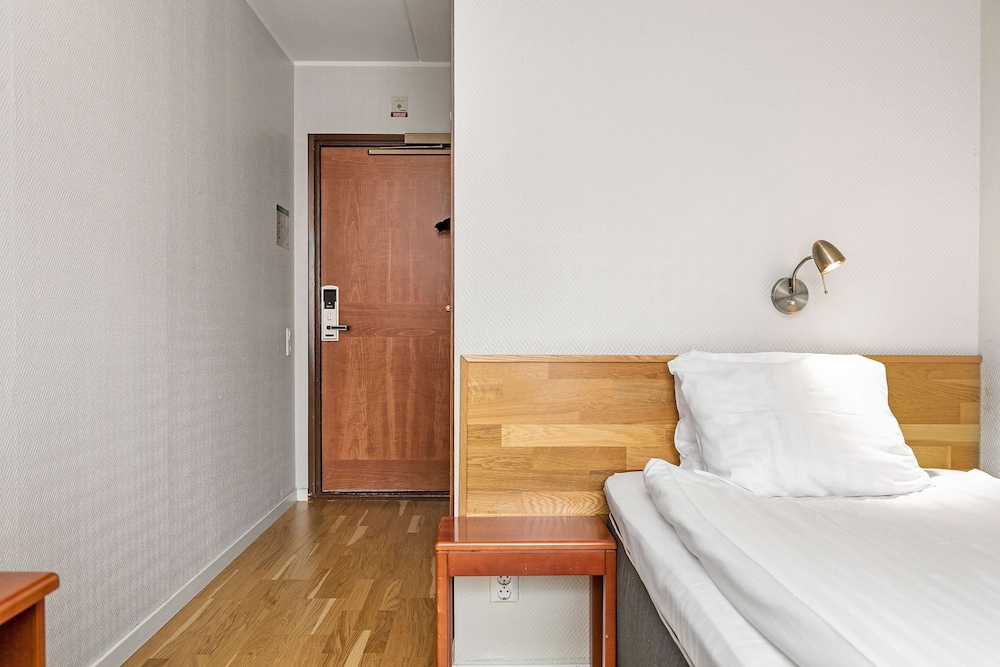 Standard Room, 1 Twin Bed, Non Smoking photo 3