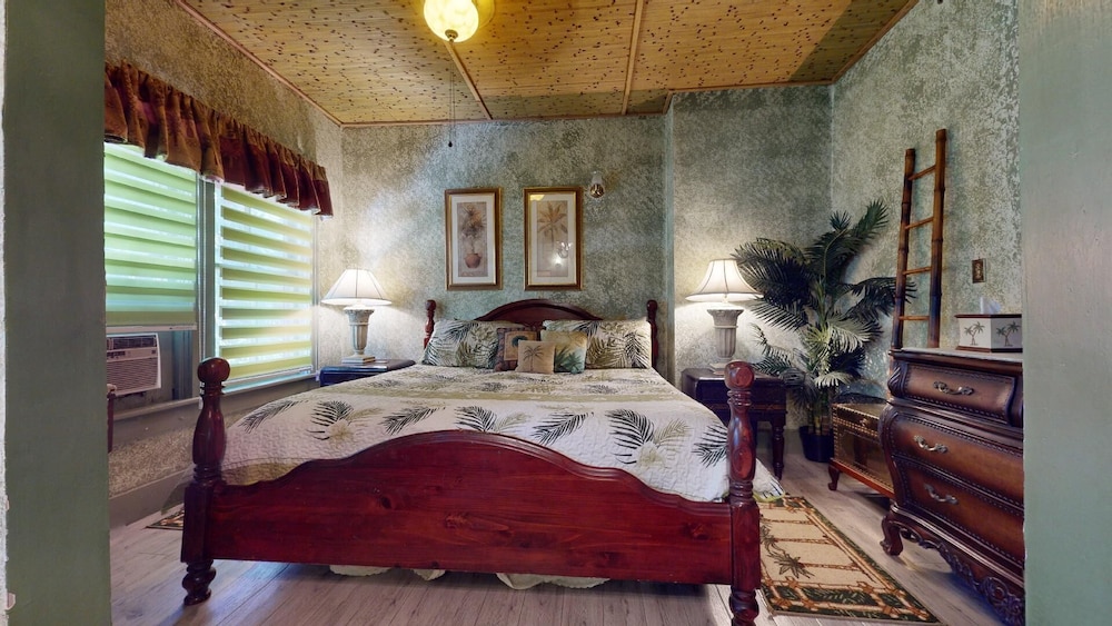 Emerald Suite photo 1