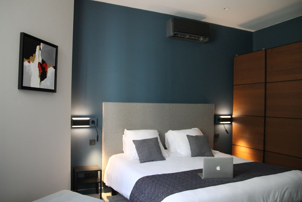 Premium Double Room photo 3