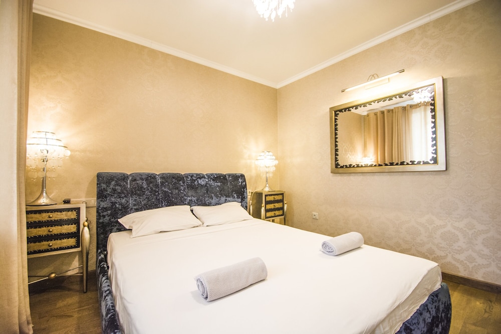 Deluxe Apartment, 2 Bedrooms, Balcony, City View photo 2