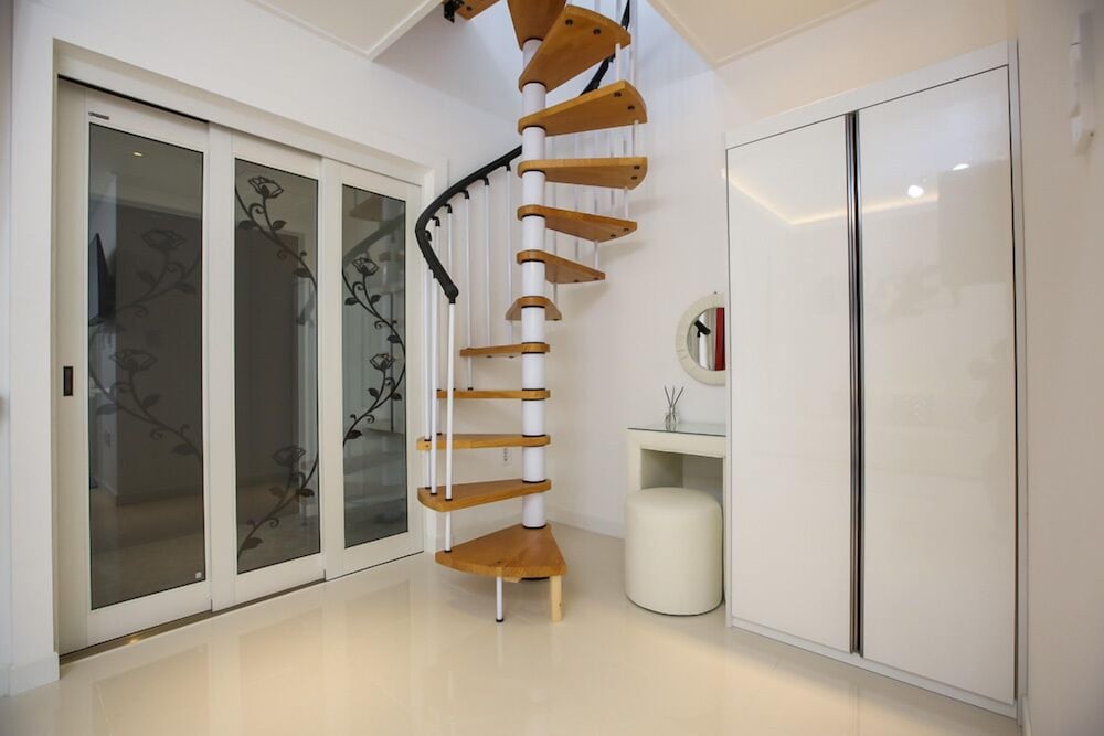 Room (Natural) - Photo 5