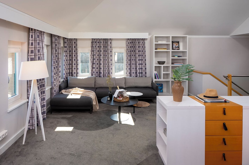 Tower Suite Tower Suite
