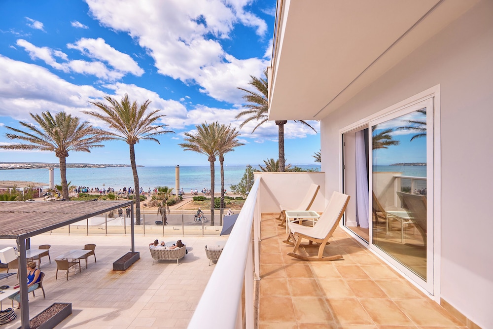 Junior Suite, Balcony, Partial Sea View (Lateral) thumbnail 6