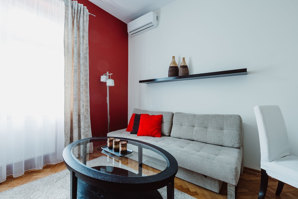 Apartment, 1 Bedroom, Balcony - Photo 24