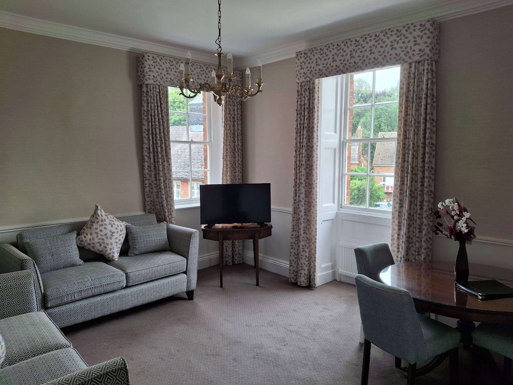 Suite, 1 Double Bed, Non Smoking - Photo 5