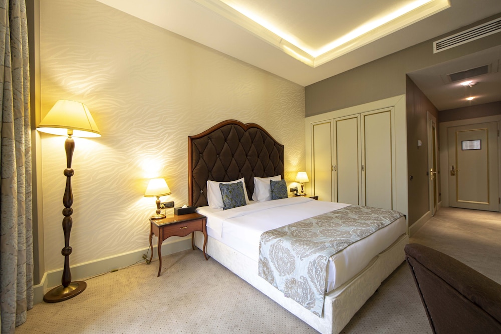 Standard Double or Twin Room, Non Smoking photo 3