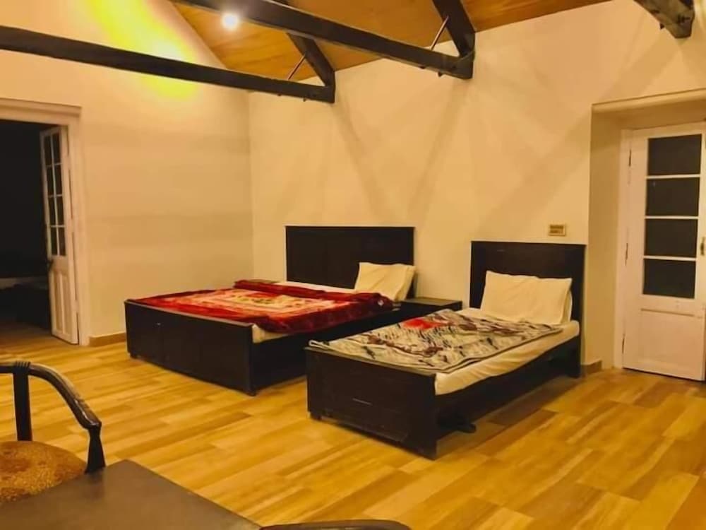 Deluxe Double Room photo 3