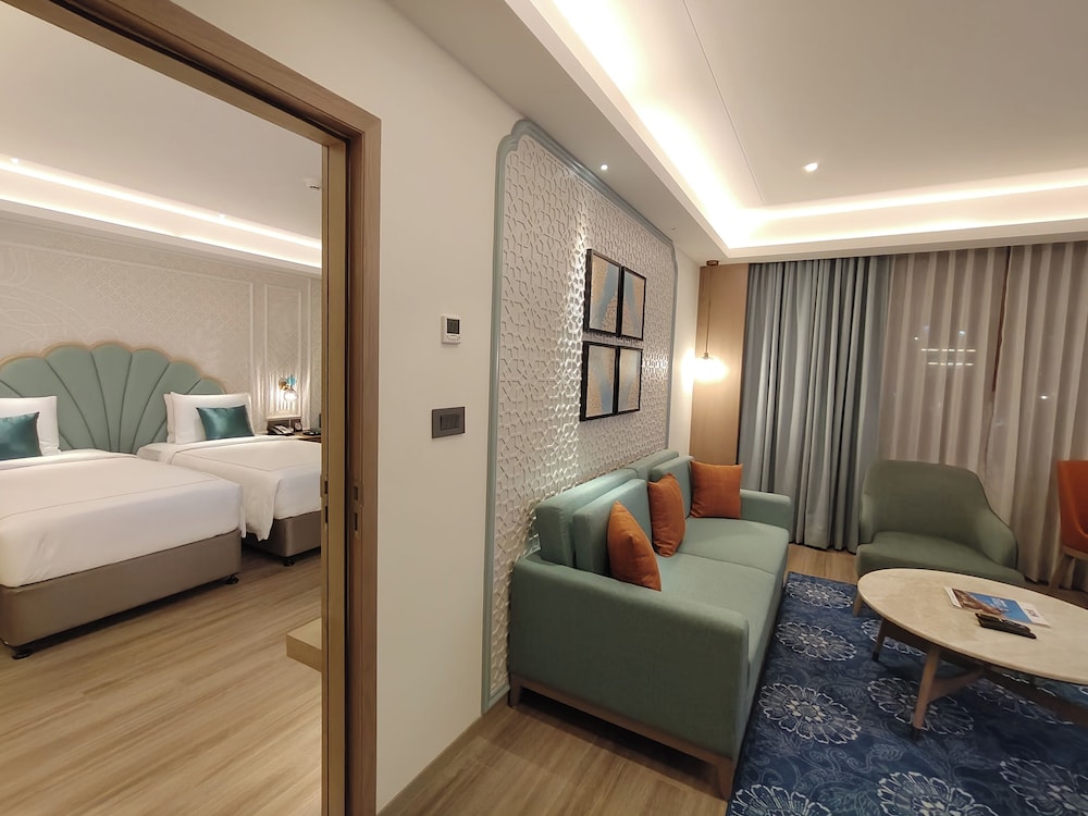 SeleQtions 2 Bedroom Suite - Photo 4