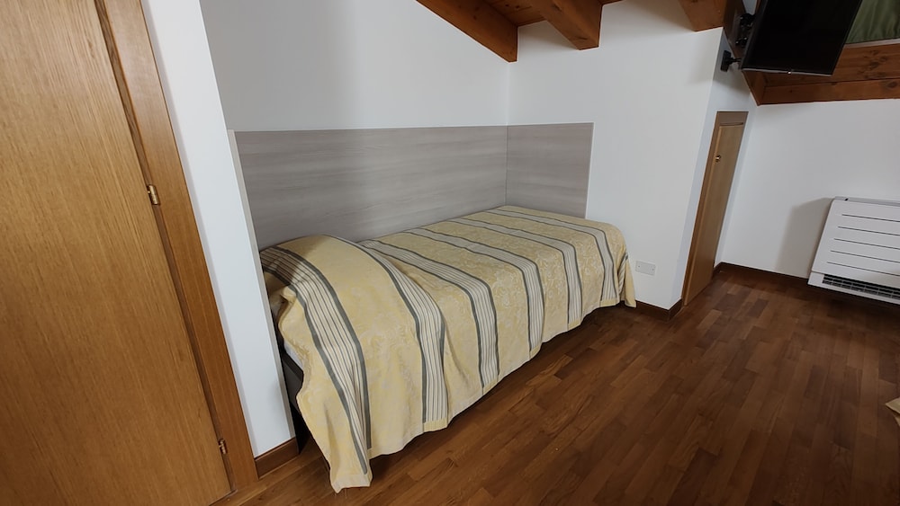 Room photo 1