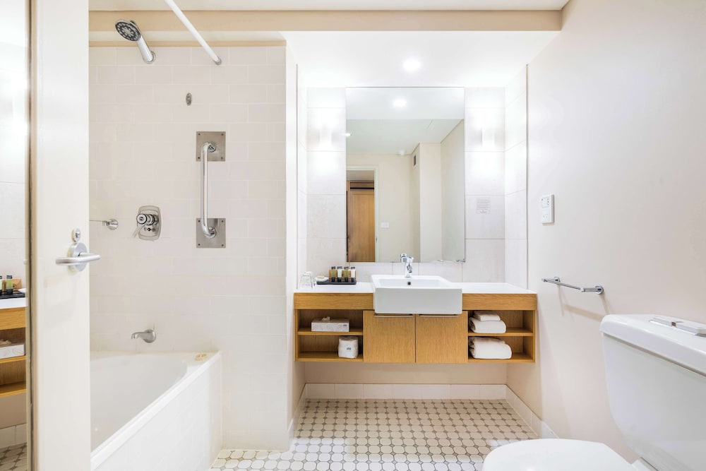 Junior Suite - City View - Photo 3