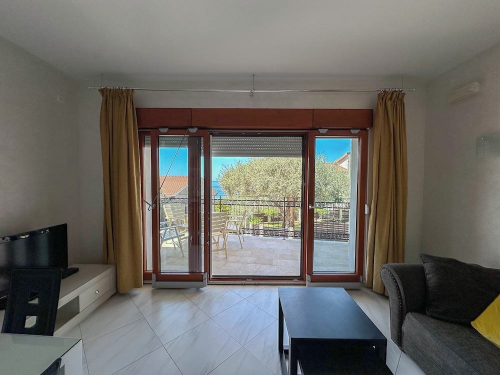Superior Apartment, Patio, Partial Sea View