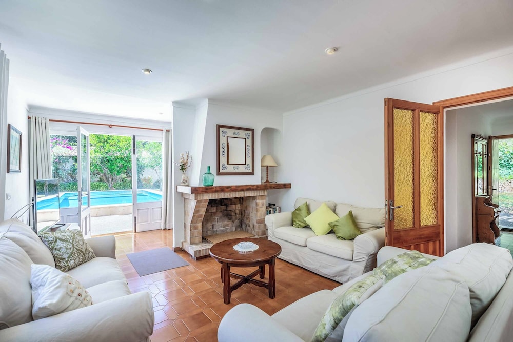 Villa (4 Bedrooms) photo 2