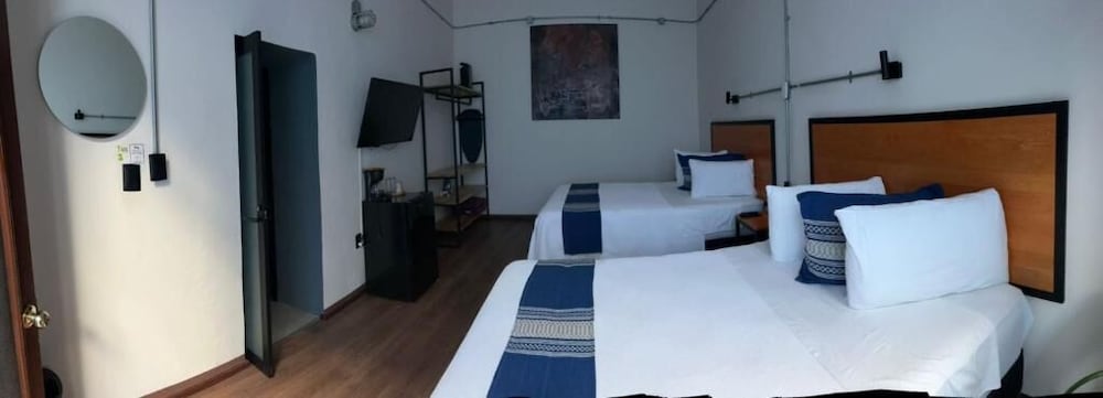 Superior Quadruple Room, Air conditioning photo 3