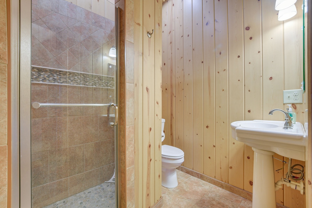 House (2 Bedrooms) photo 2