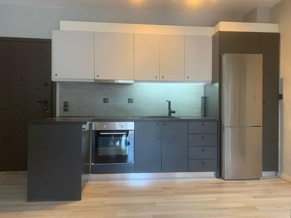 Apartment photo 2