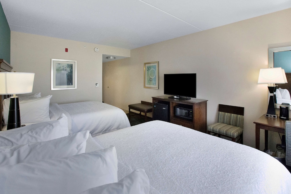 Room, 2 Queen Beds, Accessible, Non Smoking