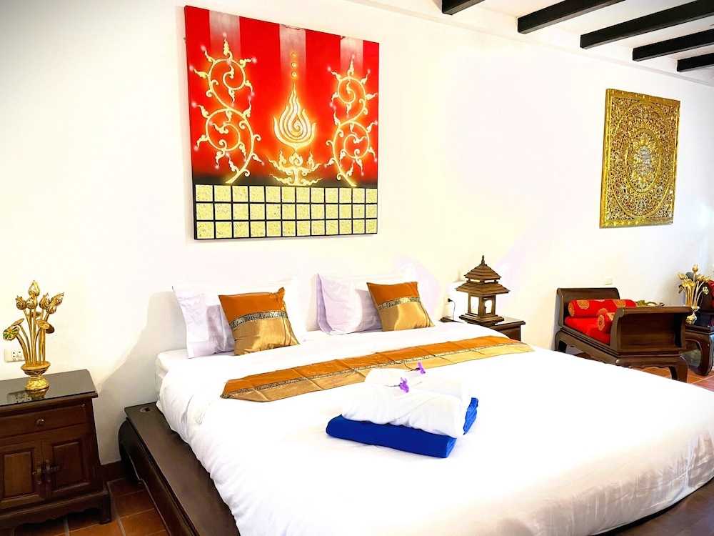 Deluxe Studio Suite - Photo 6