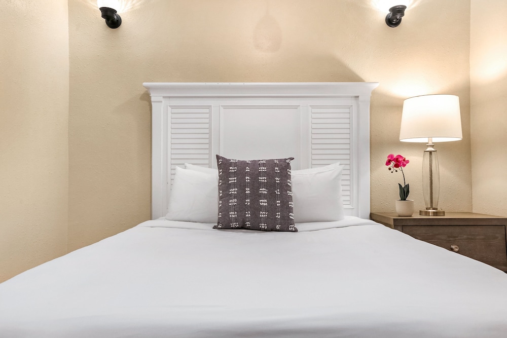 Fully Furnished Condos Near St Charles, Bilde 3