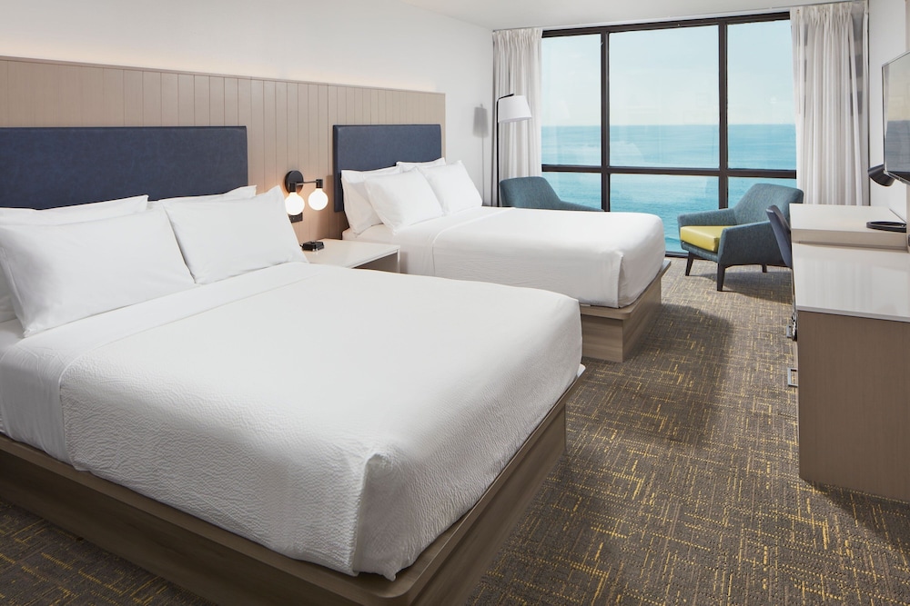 Suite, Multiple Beds, Balcony, Oceanfront (Balcony) - Photo 1
