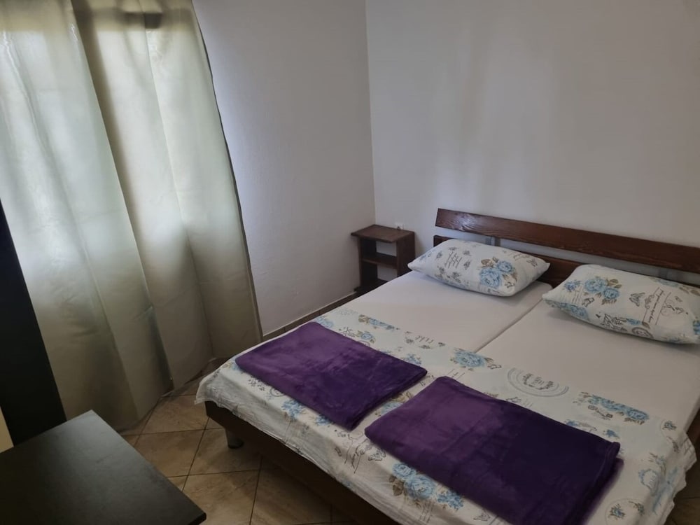 Apartment (Mare - 20 M From Beach - A1(4+4))