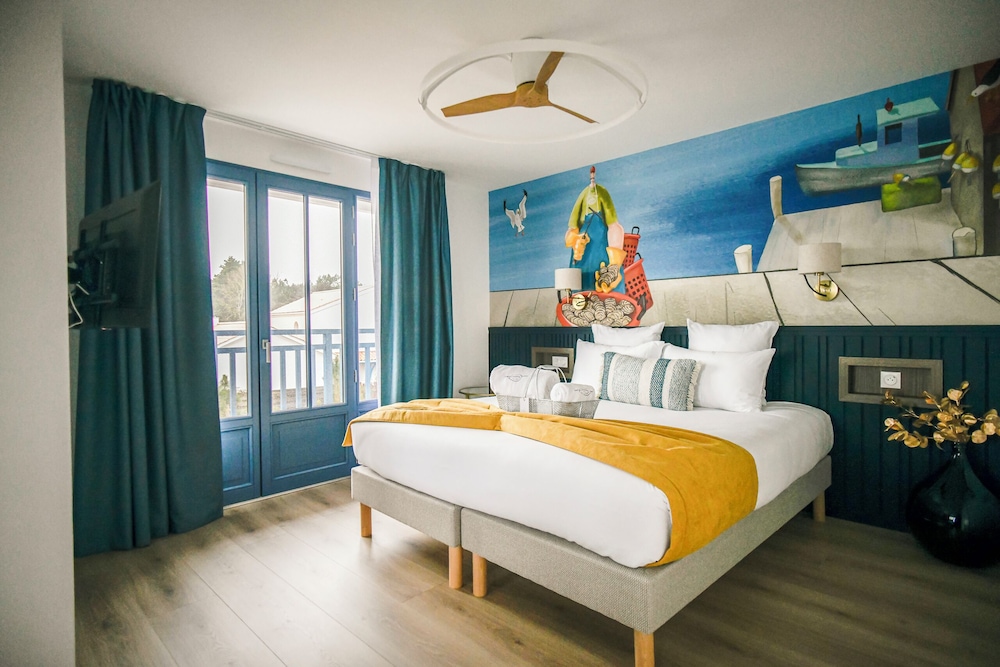 Deluxe Suite, Balcony, Ocean View photo 1