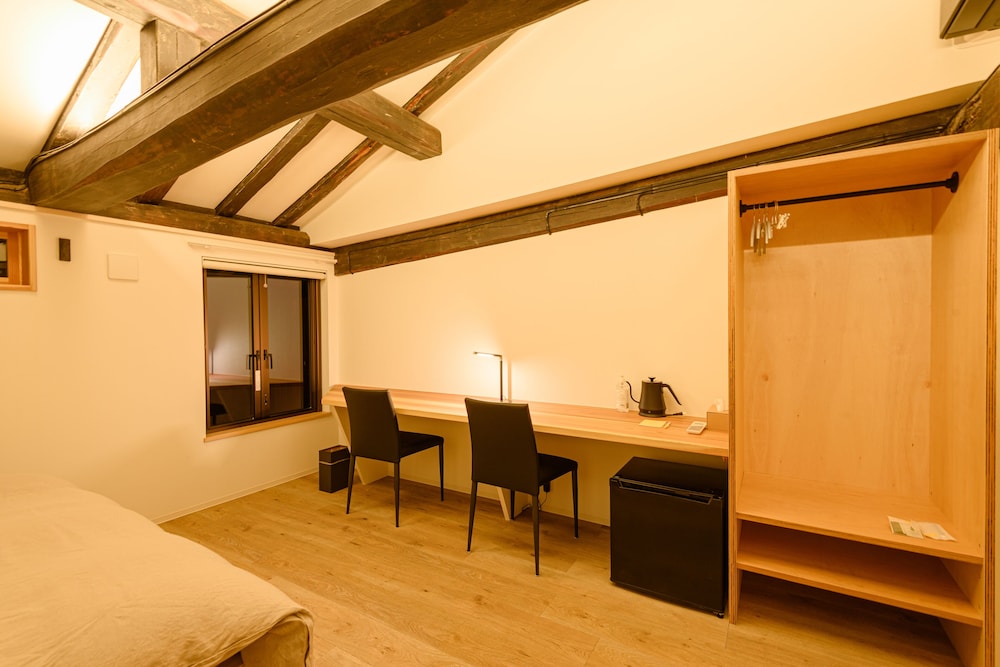 Basic Double Room, Non Smoking photo 3