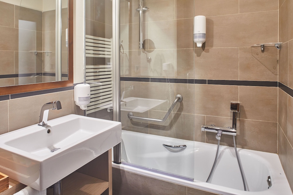 Superior Room - Photo 5