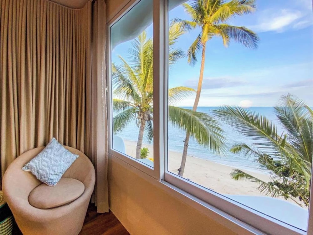 Deluxe Beachfront room with Kitchen - Photo 4