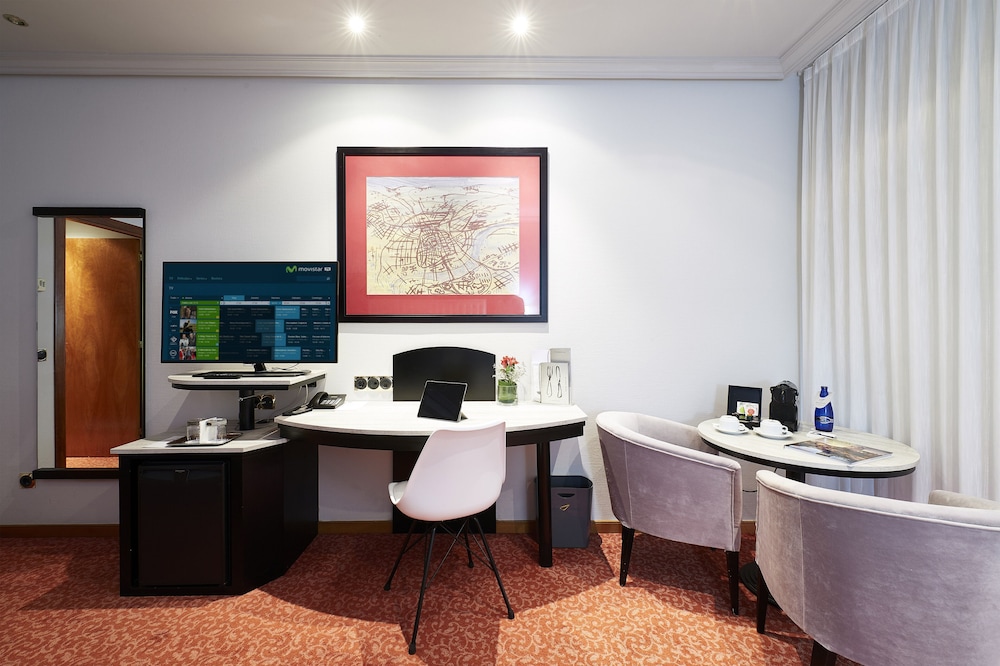 Premium Room - Photo 4