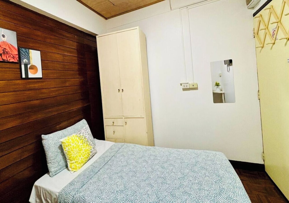 Basic Twin Room photo 2