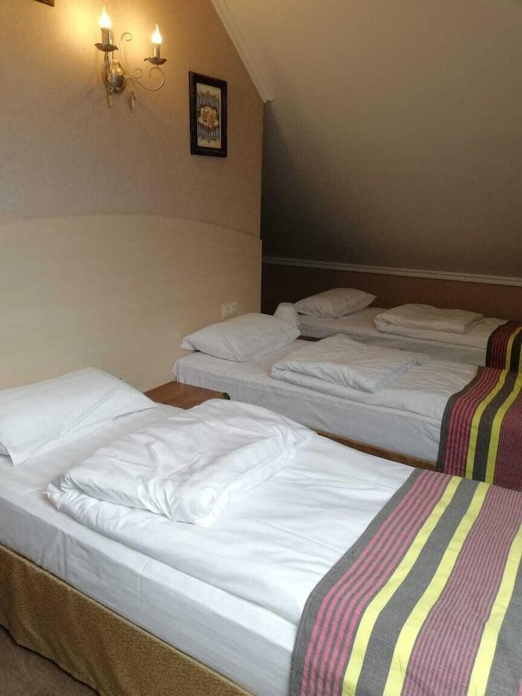 Triple Room, 3 Twin Beds, Non Smoking photo 1