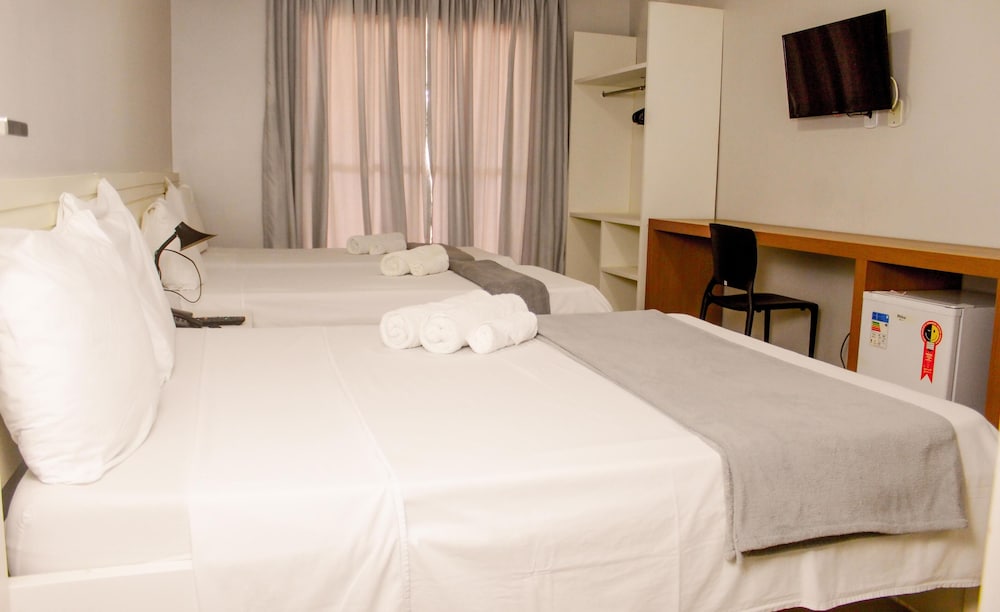 Superior Quadruple Room - Photo 2