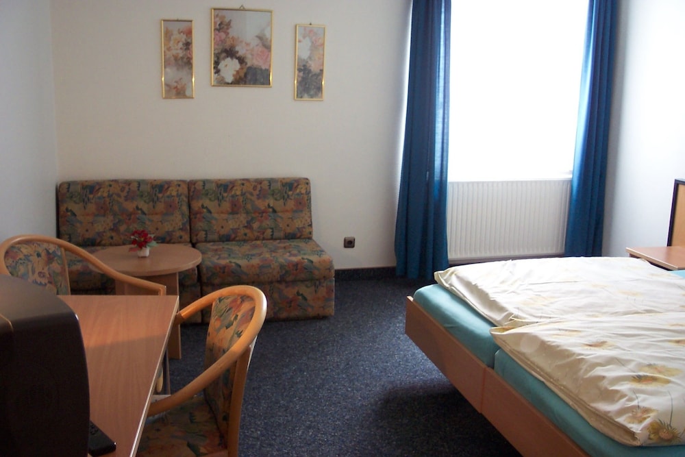 Triple Room, Non Smoking photo 1